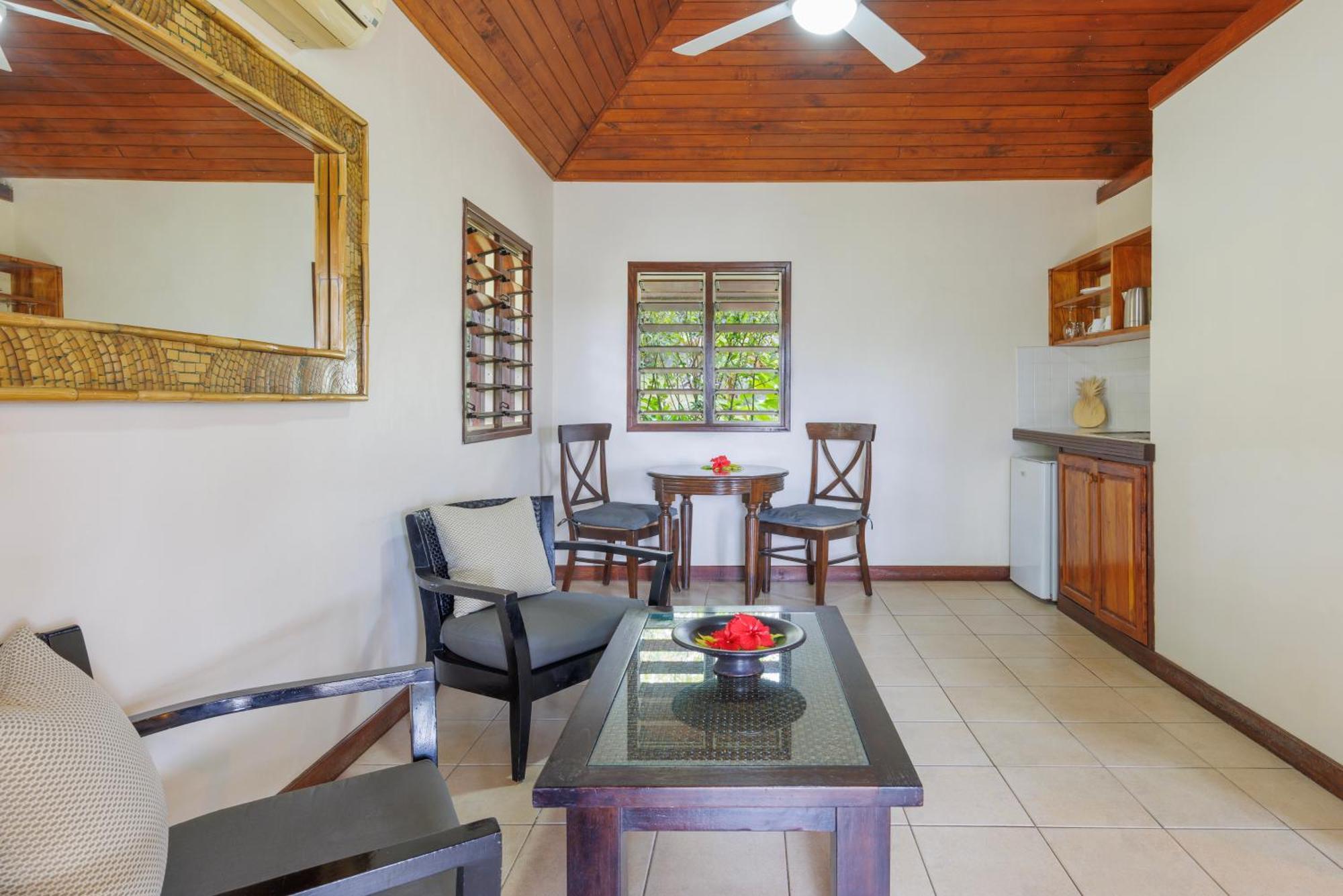Mangoes Resort (Adults Only) Port Vila Eksteriør bilde