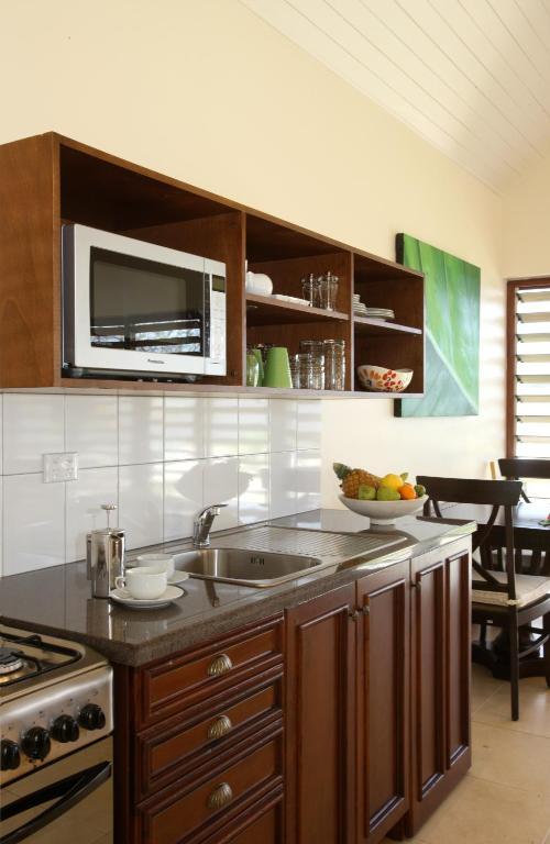 Mangoes Resort (Adults Only) Port Vila Rom bilde