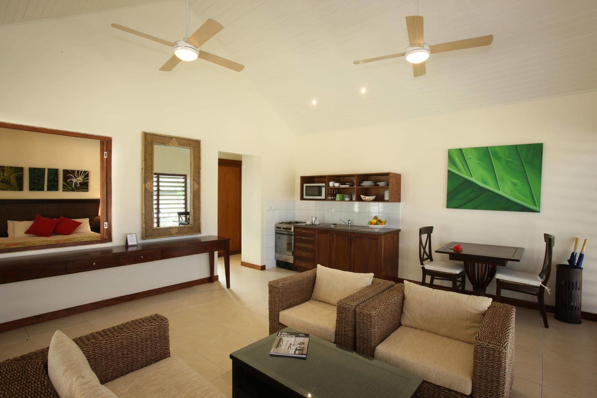 Mangoes Resort (Adults Only) Port Vila Eksteriør bilde