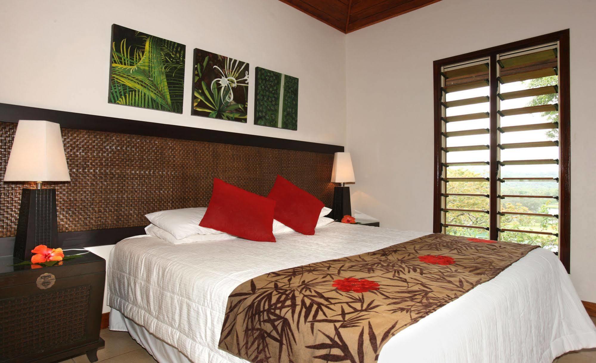 Mangoes Resort (Adults Only) Port Vila Eksteriør bilde